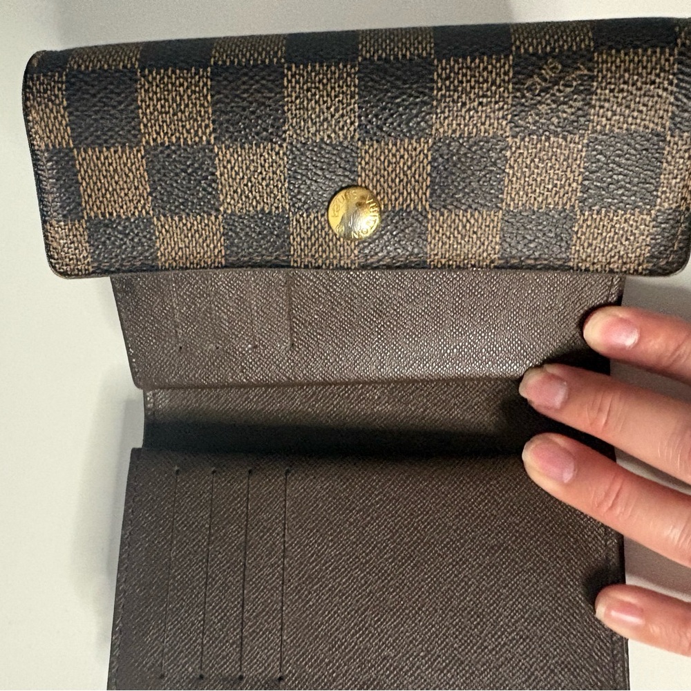 Louis Vuitton Alexandra Damier Ebene Portefeuille Trifold Wallet - Picture 8 of 16